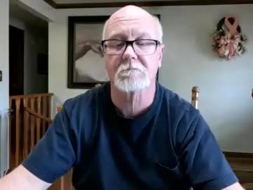 pussylover1365 from Chaturbate
