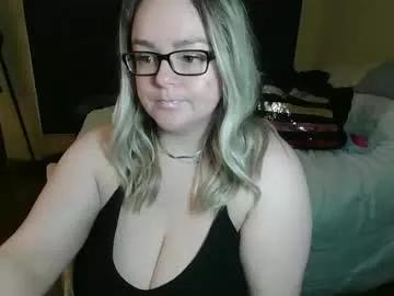 queenb9876 from Chaturbate