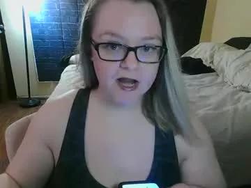 queenb9876 from Chaturbate