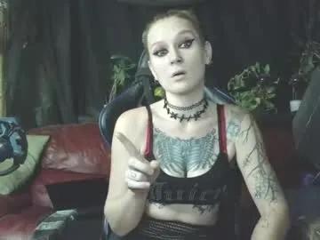 queenfrostbitten from Chaturbate