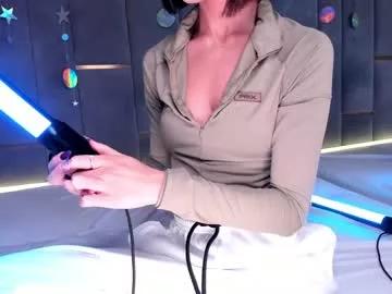 queenieandliam from Chaturbate