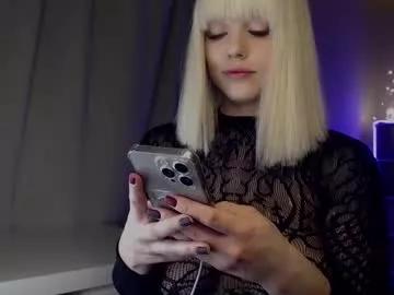 queensy_sins_x from Chaturbate
