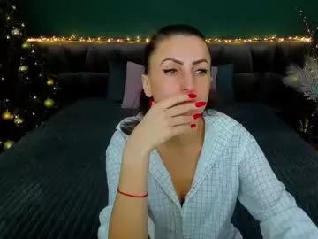 rebecca_diamonds from Chaturbate