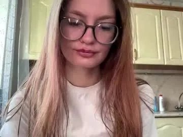 robynsentinella from Chaturbate