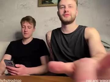 rodrigoveira from Chaturbate