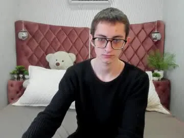 ronbevs from Chaturbate is Freechat
