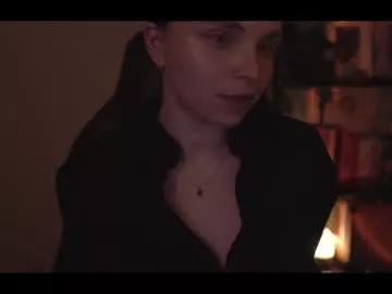 running_with_the_wolves from Chaturbate