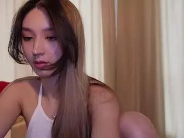 sarasuo from Chaturbate
