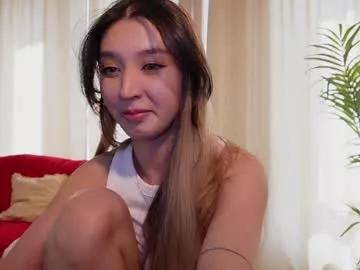 sarasuo from Chaturbate