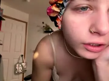 sassysquirtsmmm on Chaturbate 