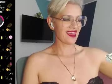 scarlett_paris from Chaturbate is Freechat