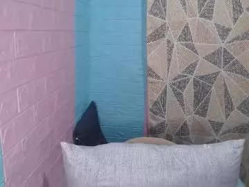sensuouslips from Chaturbate