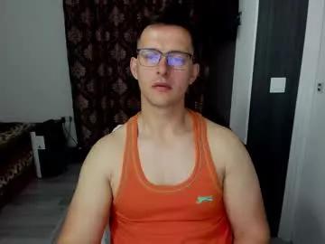 sexxymuscles4u from Chaturbate