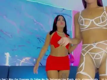 sexy_bitches_bisex from Chaturbate is Freechat