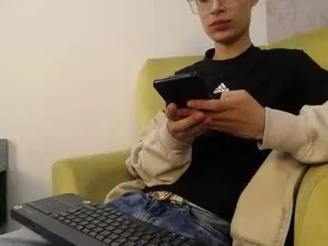 skinny_office — Do you dare to fulfill your craziest fantasies today? #new #twink #gay #latino #young - Multi Goal: NAKED BOY [115 tokens left]