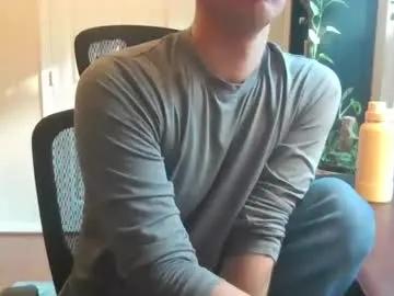 sluttyputtyxxx from Chaturbate