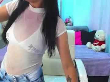 soffi_roberts from Chaturbate