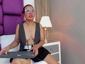 sussy_ebony from Chaturbate