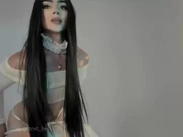 sweetest_bella from Chaturbate