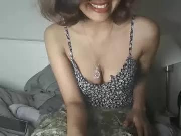 sweetlilyinthewild from Chaturbate