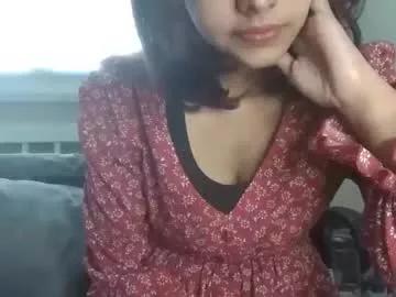 sweetlilyinthewild from Chaturbate