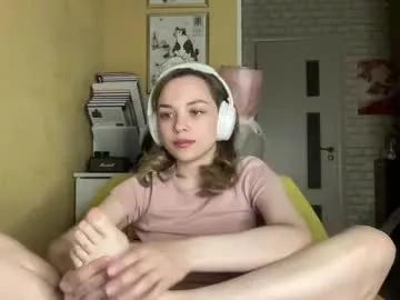 sweetraspberrytina from Chaturbate