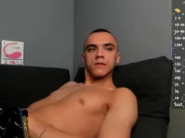 thomas_johnnson from Chaturbate is Freechat