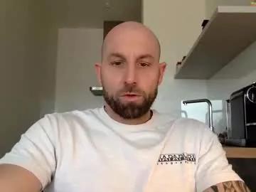 tommyx01 from Chaturbate