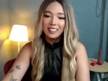 trexie_fucks15 from Chaturbate is Freechat