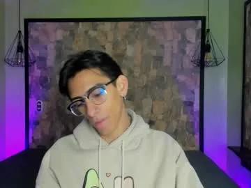 uyukie from Chaturbate is Freechat