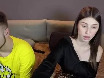 vikki_and_george from Chaturbate