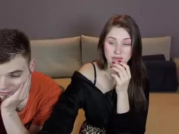 vikki_and_george from Chaturbate