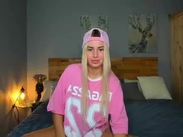 whiteflower_x0 from Chaturbate is Freechat