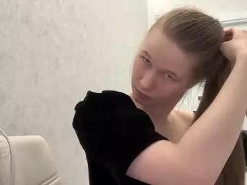 yana_squrel_22 from Chaturbate