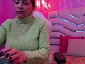 yara_stone from Chaturbate
