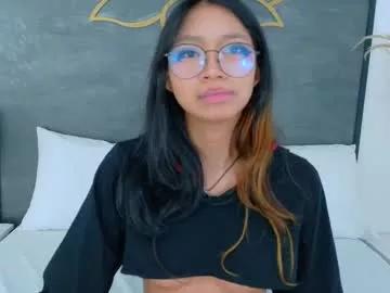 yommi_winx from Chaturbate is Freechat
