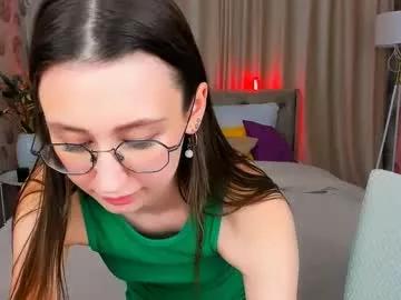 yourlovelystory from Chaturbate is Freechat