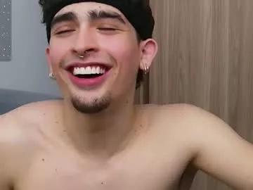 zenn_rush from Chaturbate