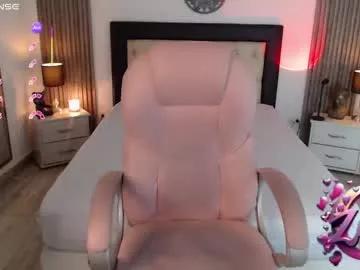 zoee_joness from Chaturbate