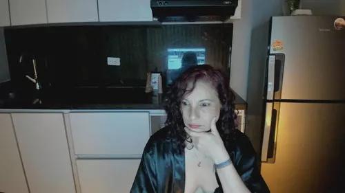 Adamclaine webcams show profile image 