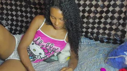 Aliaxxl webcams show profile image 