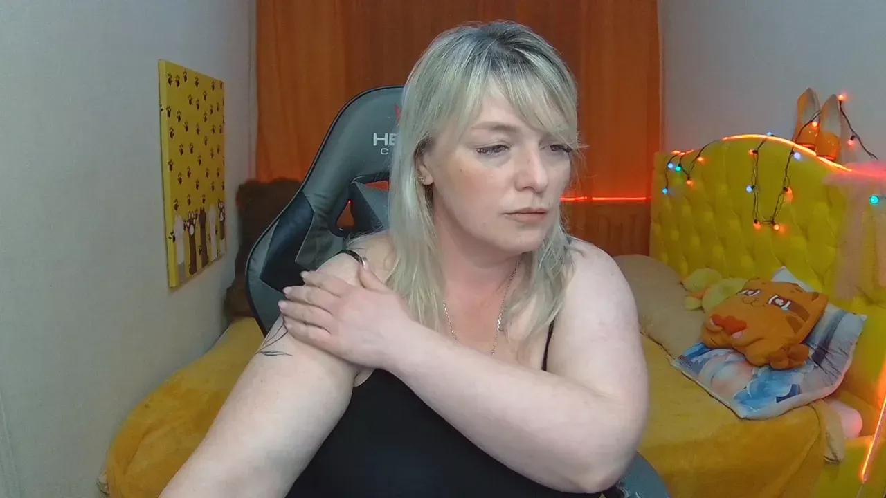 amandaskript from Cherry