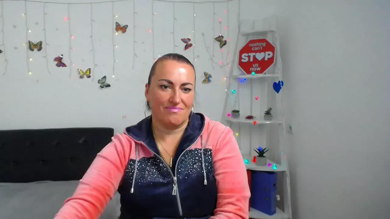 Dianamgg webcams show profile image 