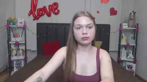 Larapika webcams show profile image 