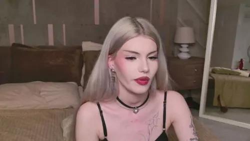 Lindareacher webcams show profile image 