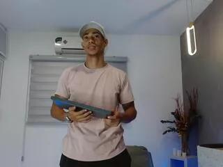 andrew_radley from Flirt4Free