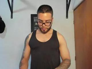 axel_lion on Flirt4Free