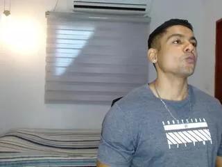 eross_king from Flirt4Free