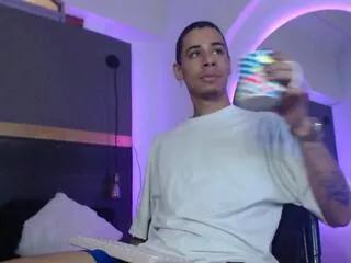 golden_mann from Flirt4Free