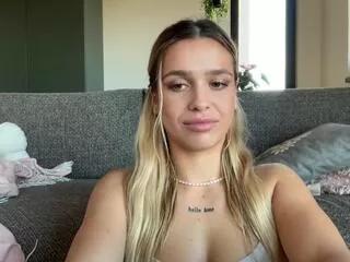 maci_reynolds from Flirt4Free is Freechat